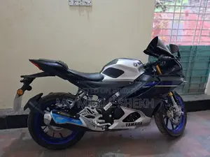 Yamaha R1 2026 Black