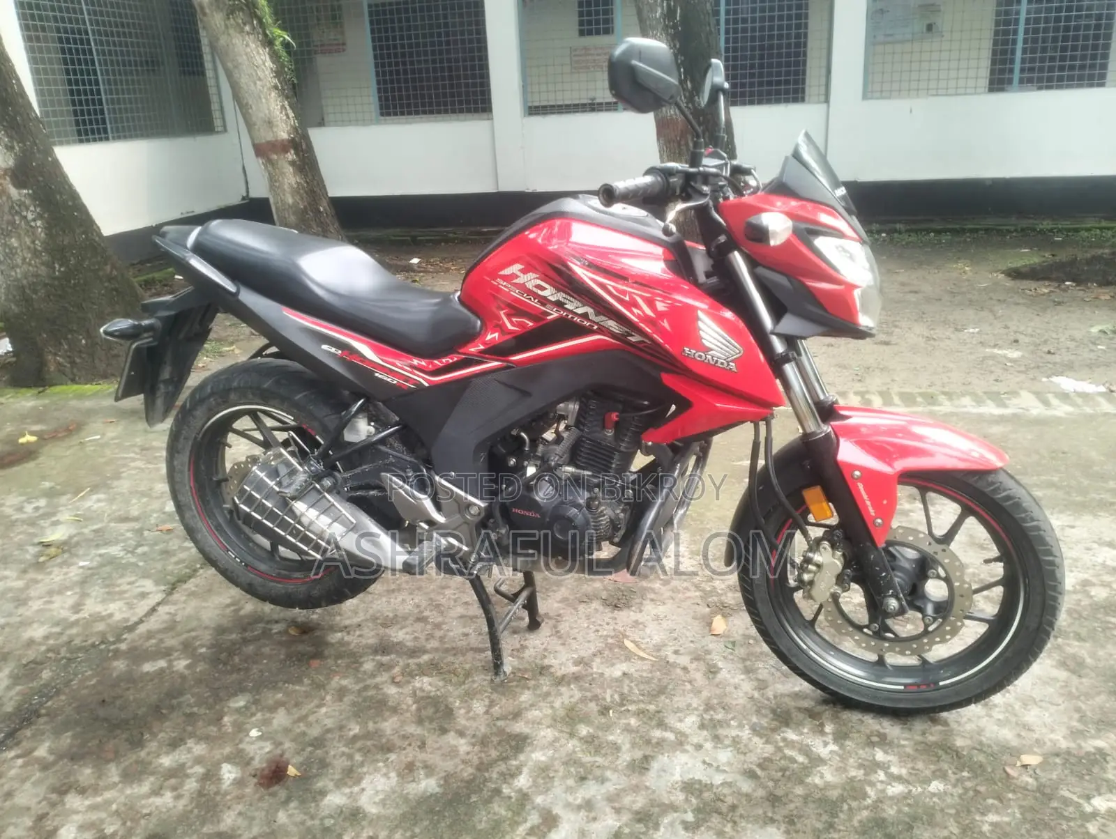 Honda Hornet 2022 Red