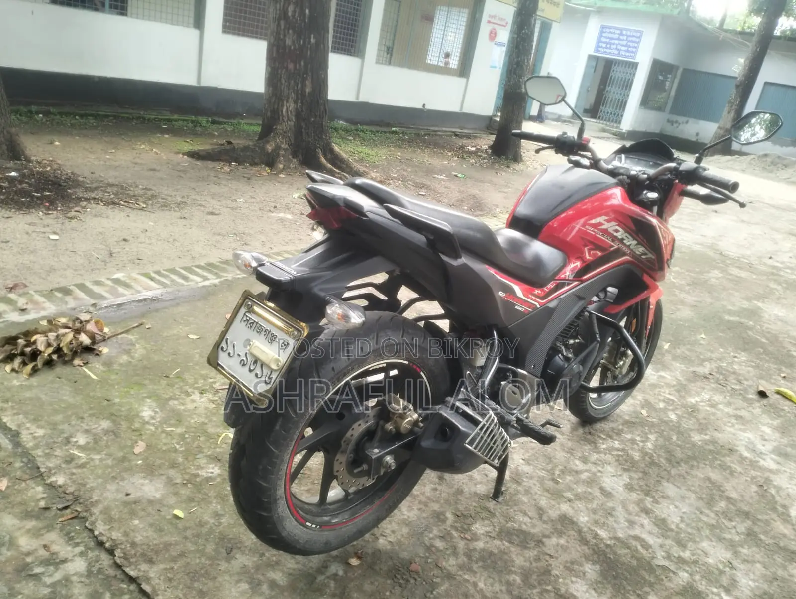 Honda Hornet 2022 Red