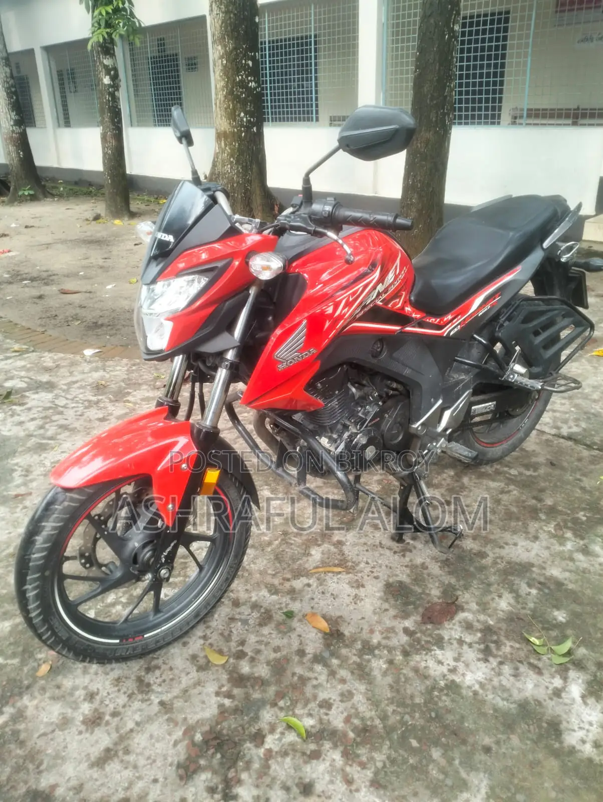 Honda Hornet 2022 Red