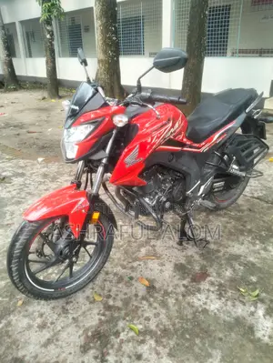Honda Hornet 2022 Red