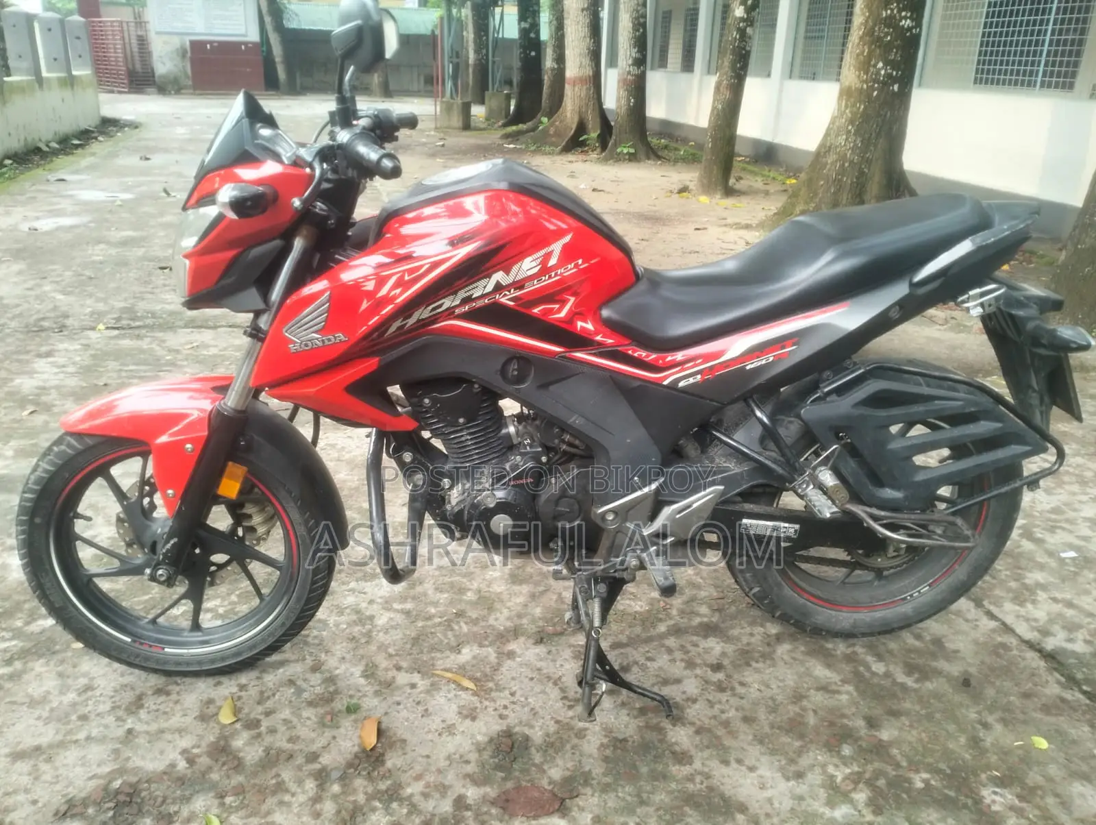Honda Hornet 2022 Red