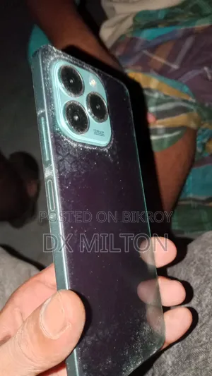 সিম্ফনি ইনোভা ৩০ ১২৮ জিবি