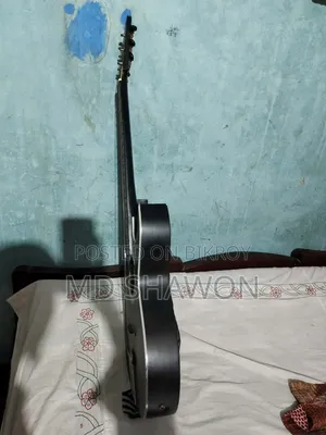 গভীর রাত সাথে হলো গিটার এবং শেষে বলো সেই সাধ