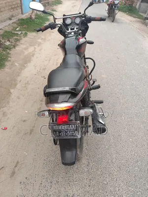 Bajaj Discover 150 2012 Black