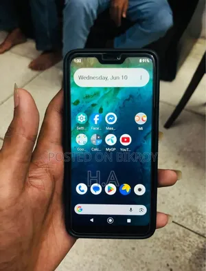 Xiaomi Mi A2 Lite ৩২ জিবি কালো