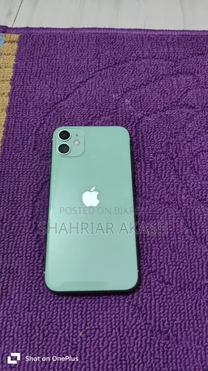 Apple iPhone 11 64 GB Green