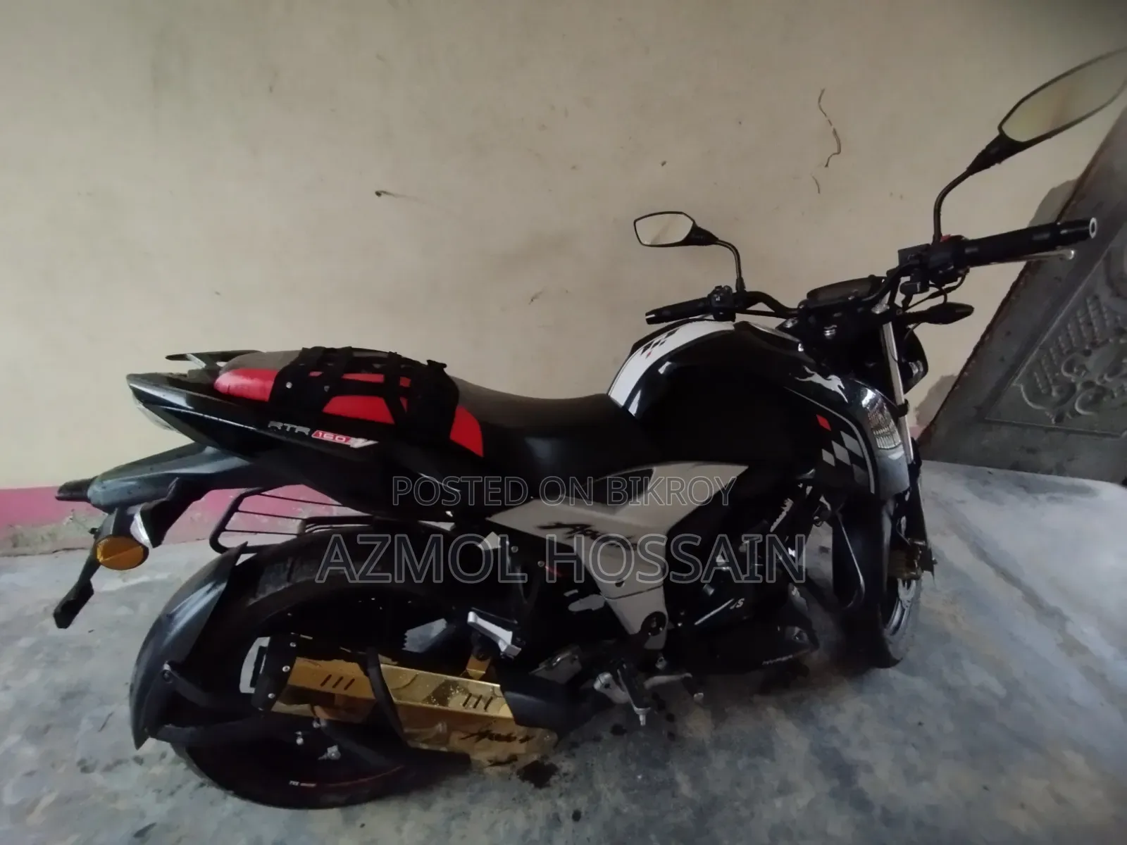 TVS Apache 160 4V 2024 Black