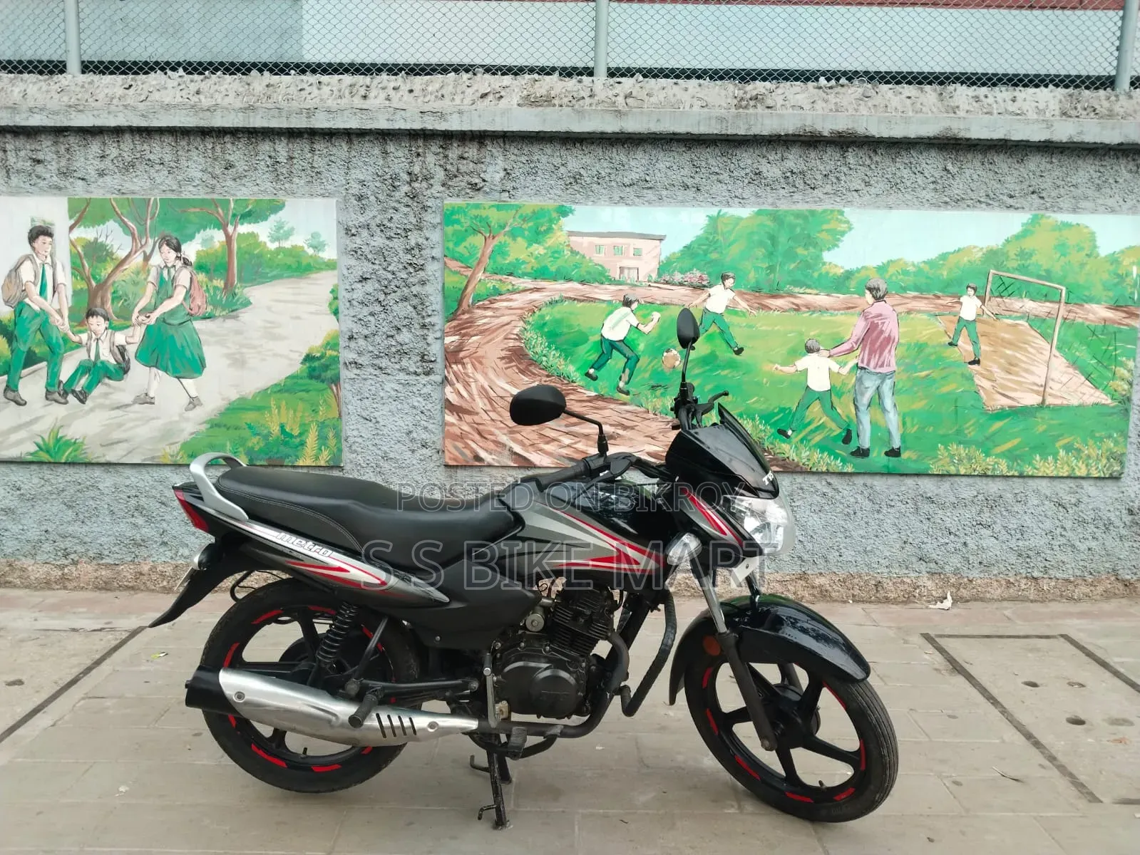 TVS Metro 2025 Black