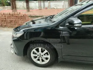 Toyota Premio 2019 Black
