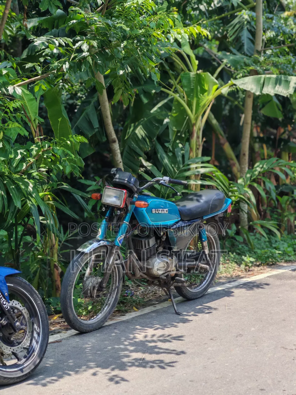 Suzuki 1999 Blue