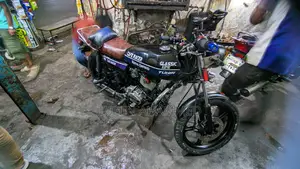 New Dayang DY125T-31 2002 Black