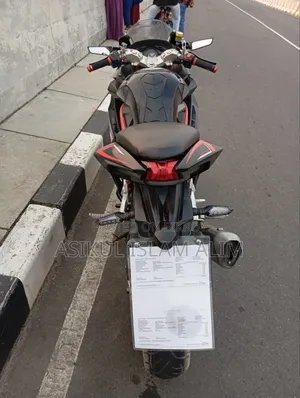 BMW Sport 2019 Black