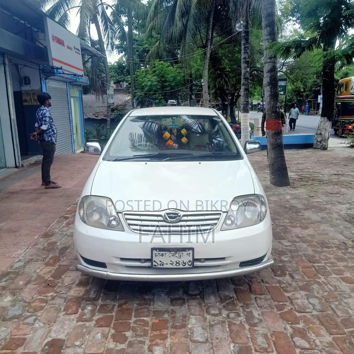 Toyota Corolla 2002 White