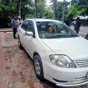 Toyota Corolla 2002 White