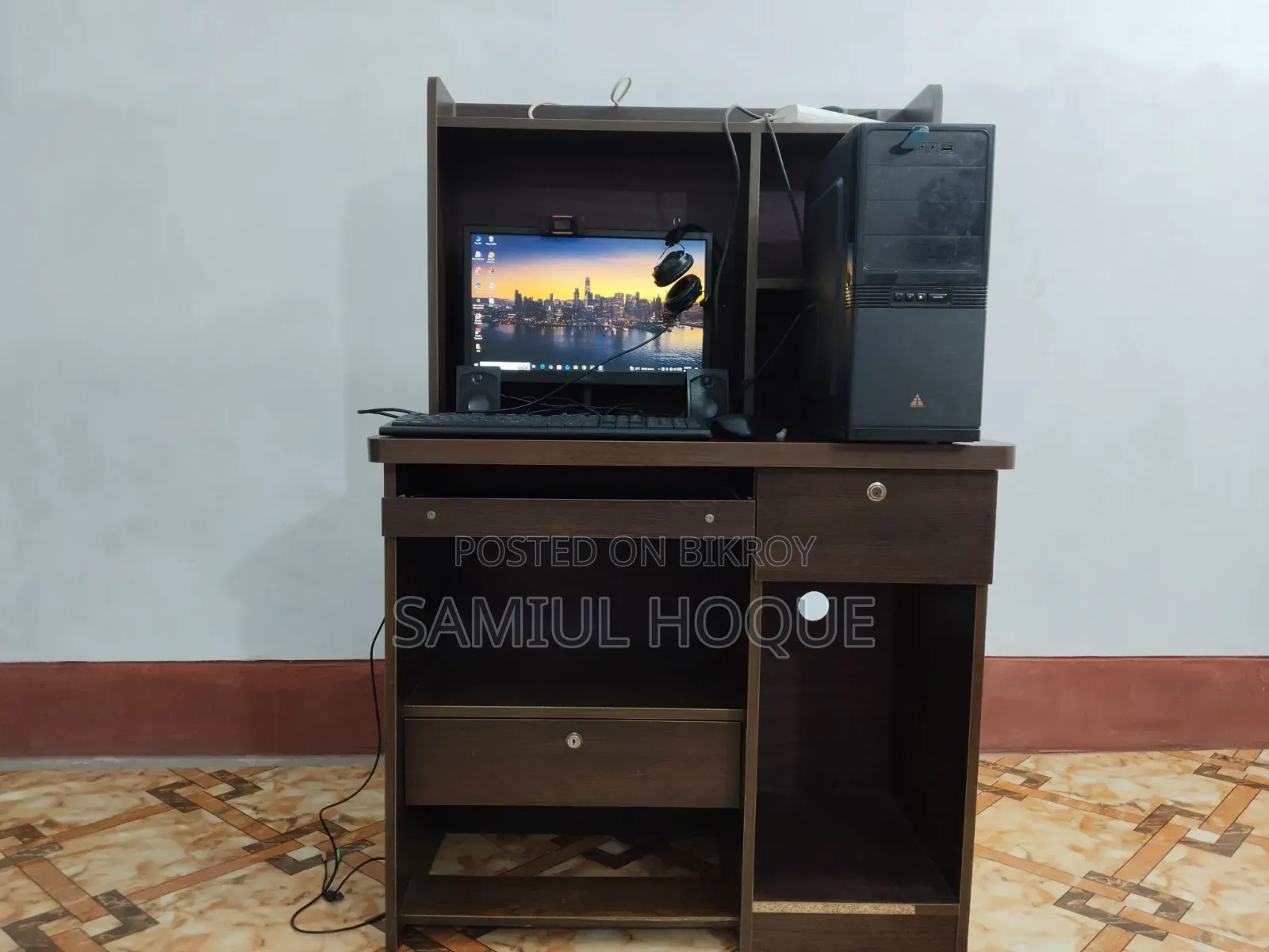 Desktop Computer 4GB Intel Core i3 SSD 128GB