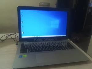 Laptop Asus K555LD 4GB Intel Core I5 HDD+SSD 1T