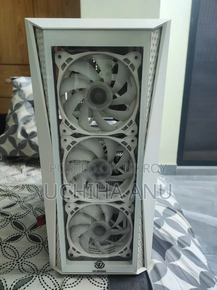 Revenger Shockwave RGB Mid Tower White ATX Gaming Desktop Casing