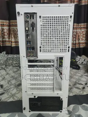 Revenger Shockwave RGB Mid Tower White ATX Gaming Desktop Casing