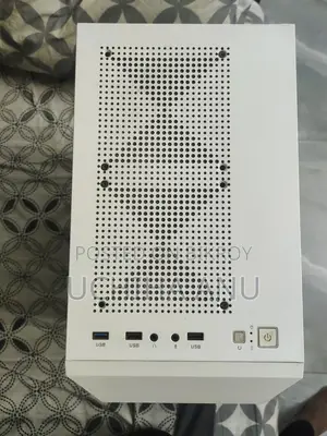 Revenger Shockwave RGB Mid Tower White ATX Gaming Desktop Casing