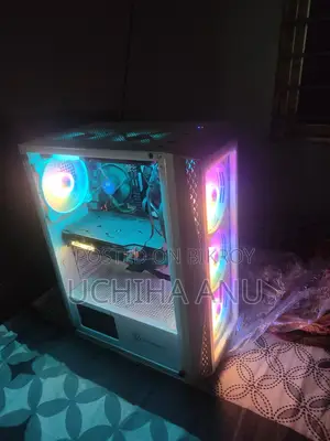 Revenger Shockwave RGB Mid Tower White ATX Gaming Desktop Casing