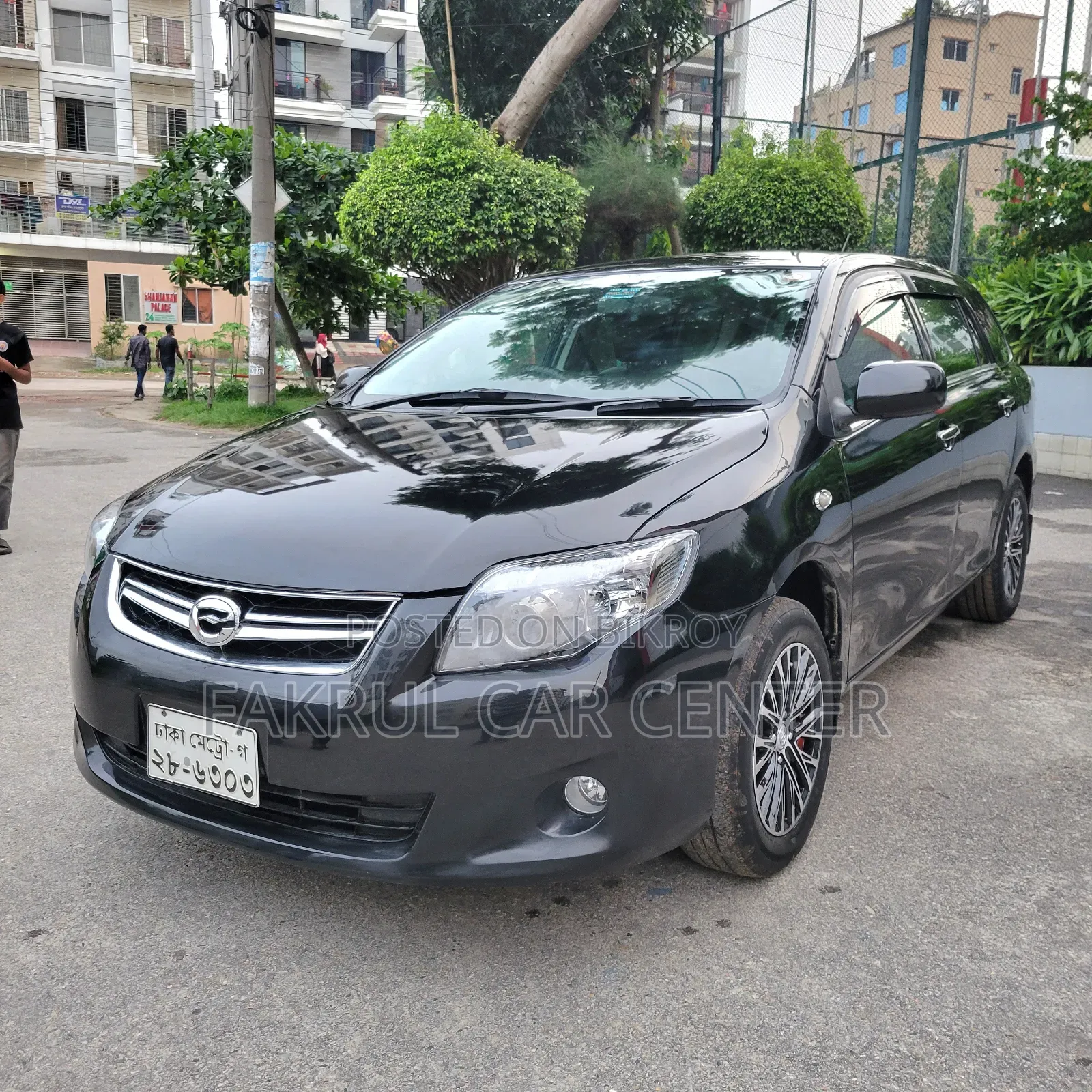 টয়োটা করোলা ফিল্ডার ২০১২ কালো