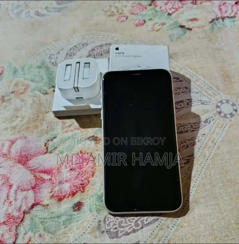 Apple iPhone 11 128 GB White