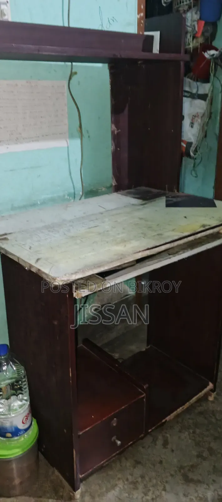 Standard Computer Table