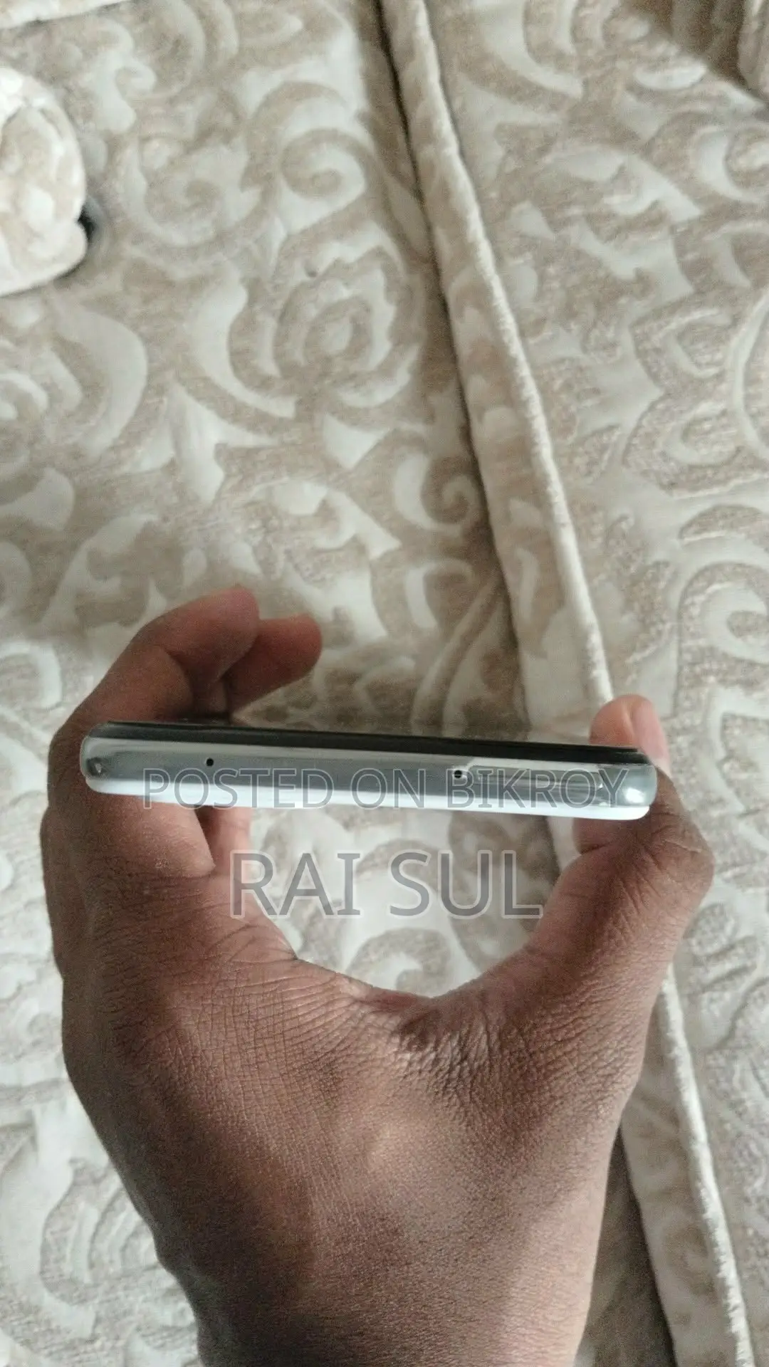 New Samsung Galaxy A52 5G 128 GB White