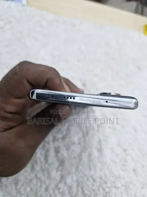 Infinix 256 GB Gray