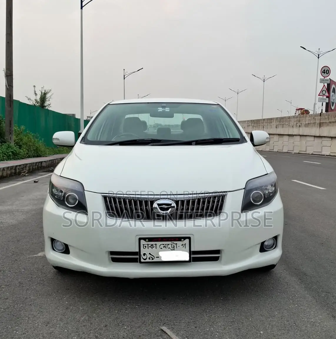 Toyota Axio 2011 Pearl