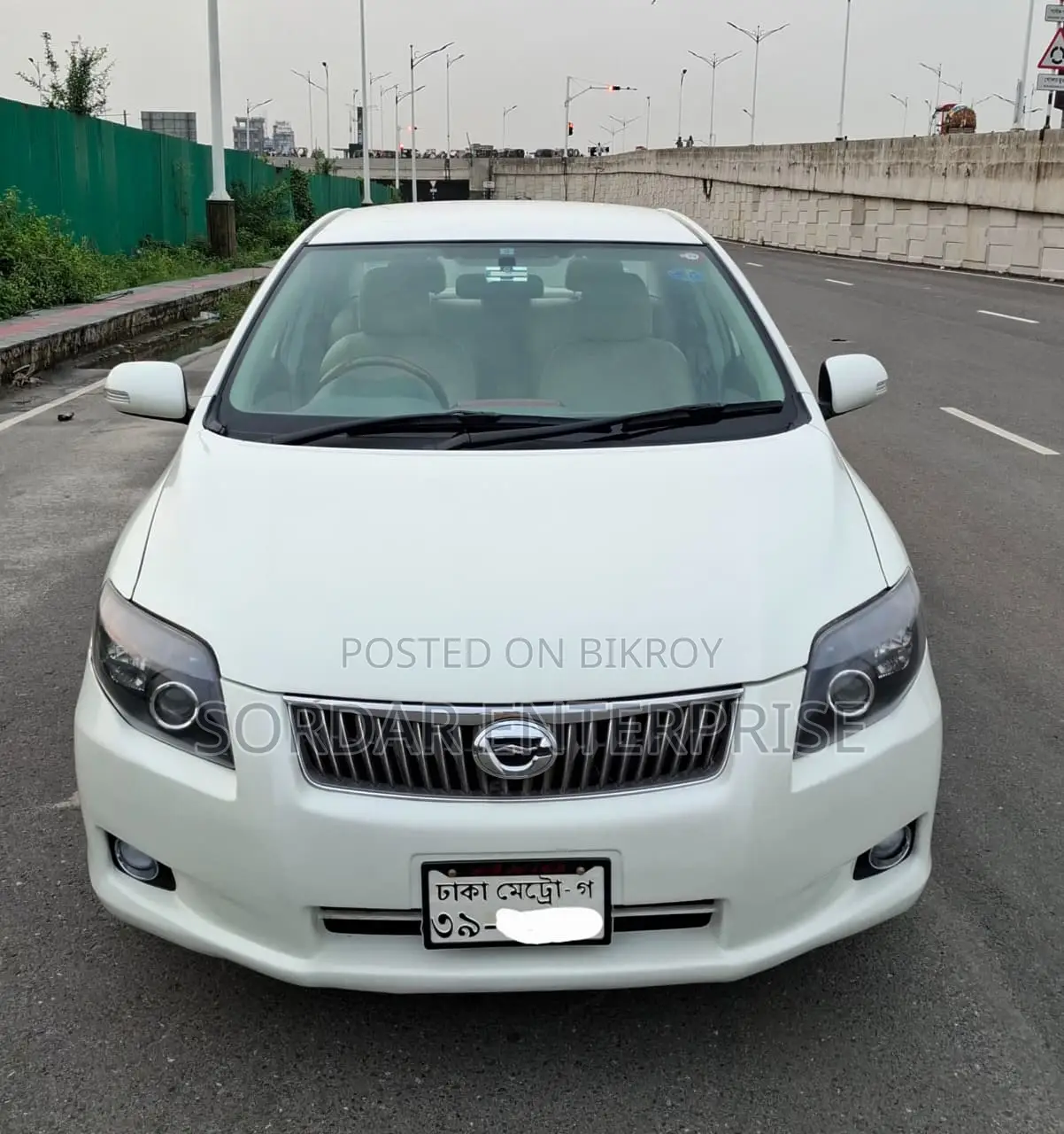 Toyota Axio 2011 Pearl