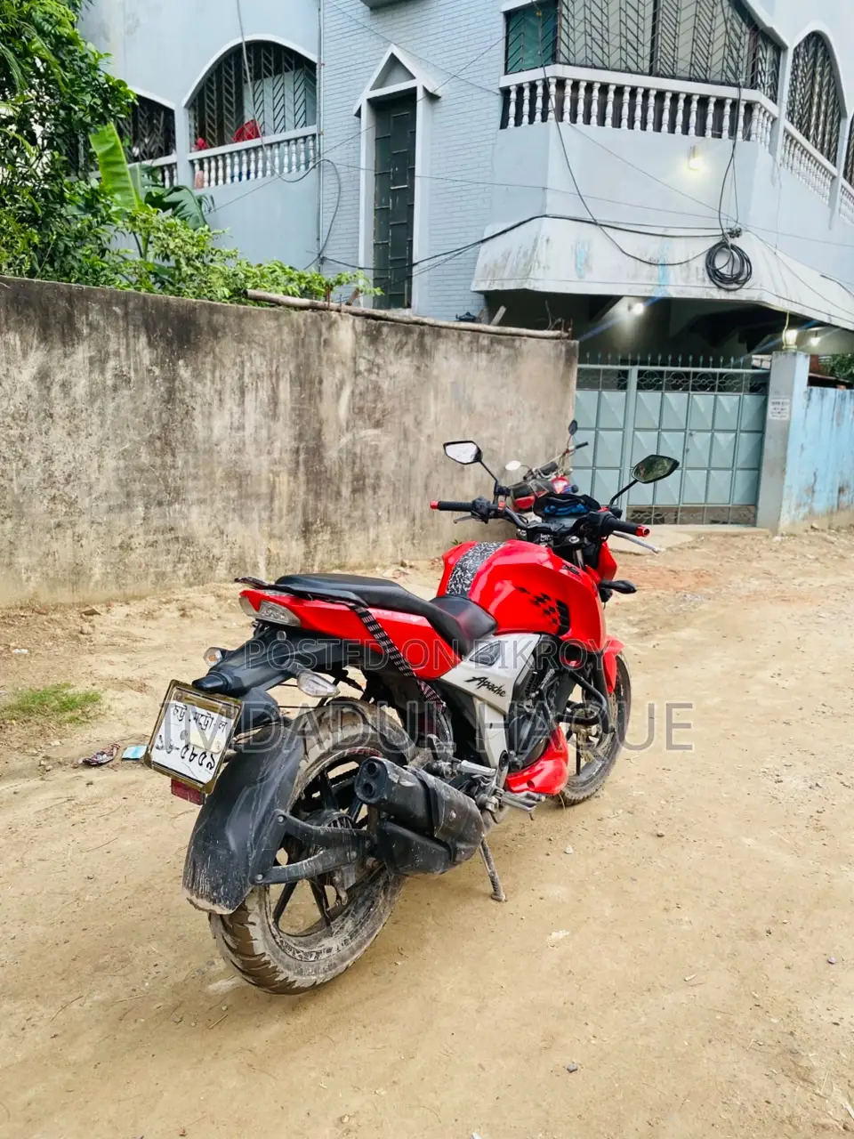 TVS Apache 160 4V 2020 Red