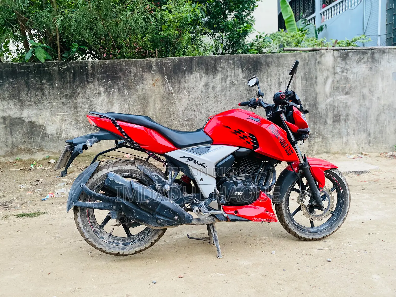 TVS Apache 160 4V 2020 Red