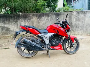 TVS Apache 160 4V 2020 Red