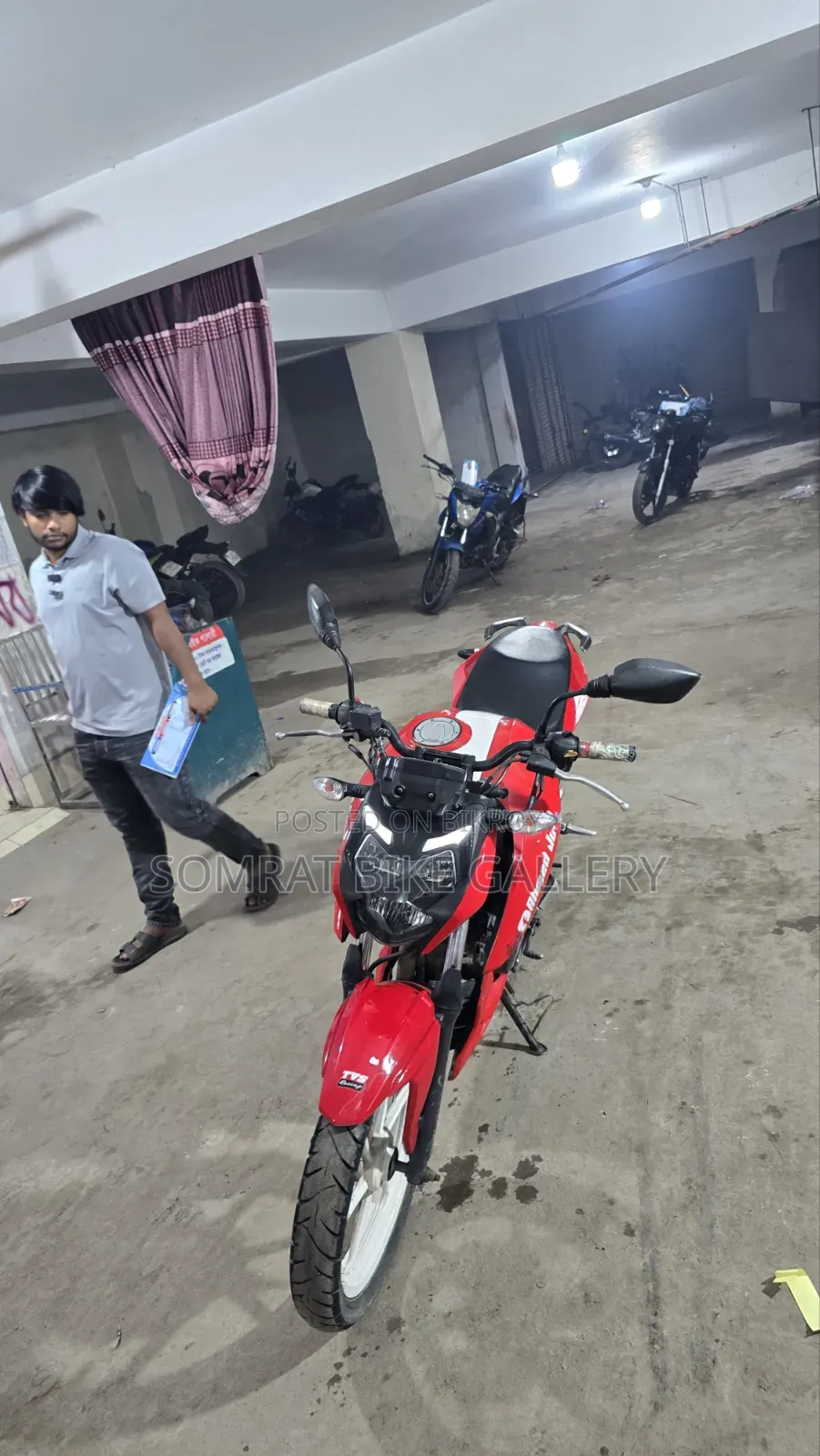 TVS Apache 160 4V 2017 Red