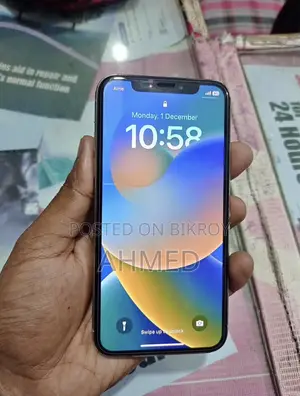 Apple iPhone X 64 GB White