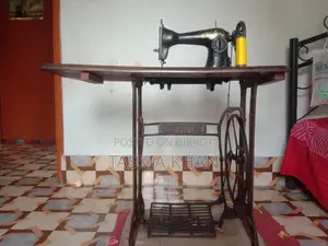 Sewing machine for sale