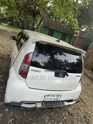 Toyota Passo 2005 White