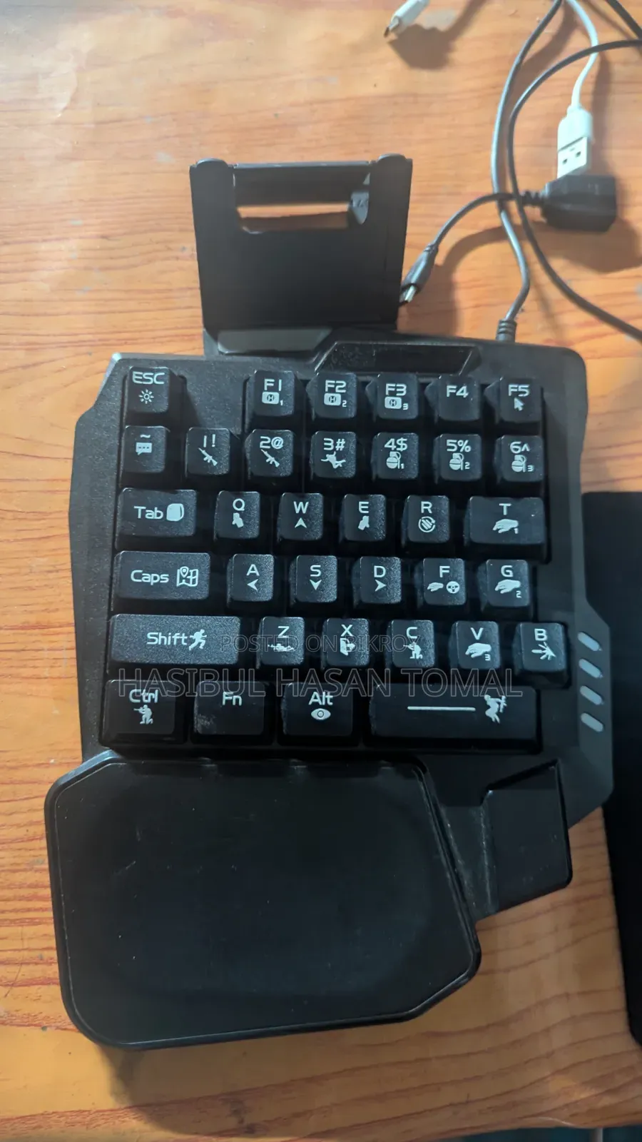 Gaming Keyboard Mouse Setup, Phone
