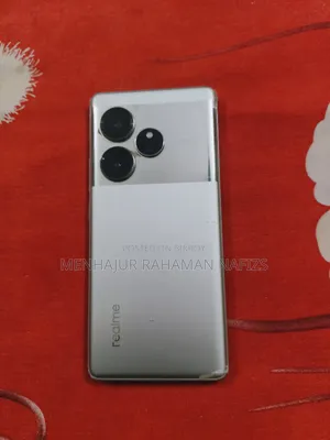 Realme GT 6 256 GB Silver