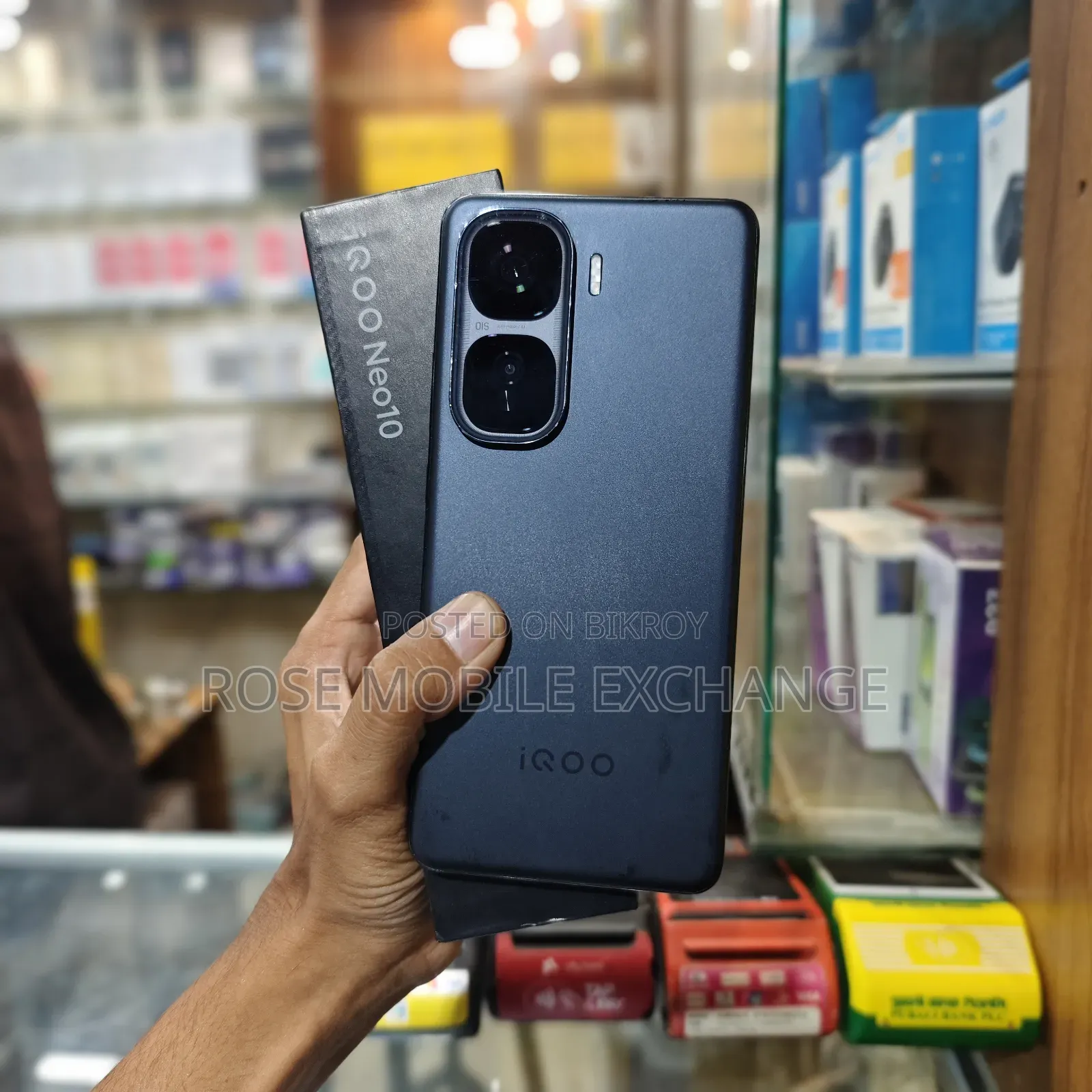 iQOO 256 GB Black