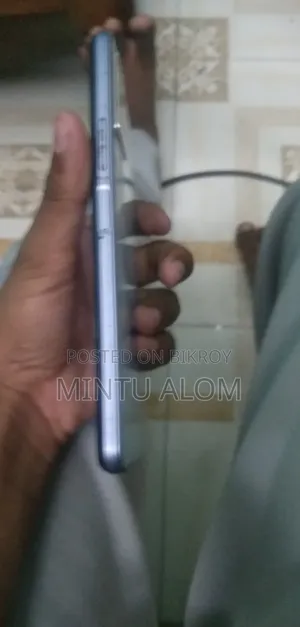 Vivo Y21 128 GB Blue