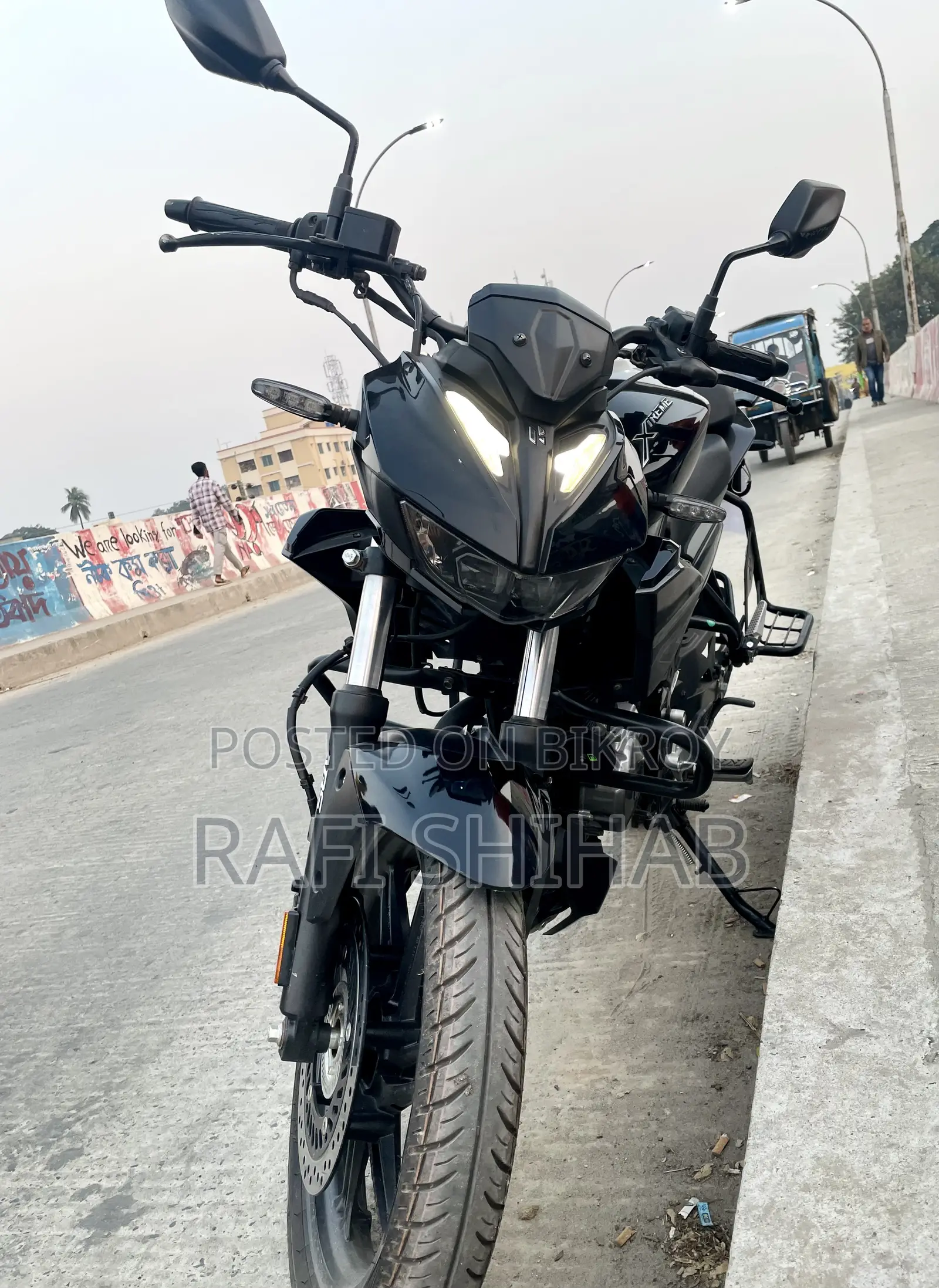 New Hero Xtreme 125R 2025 Black