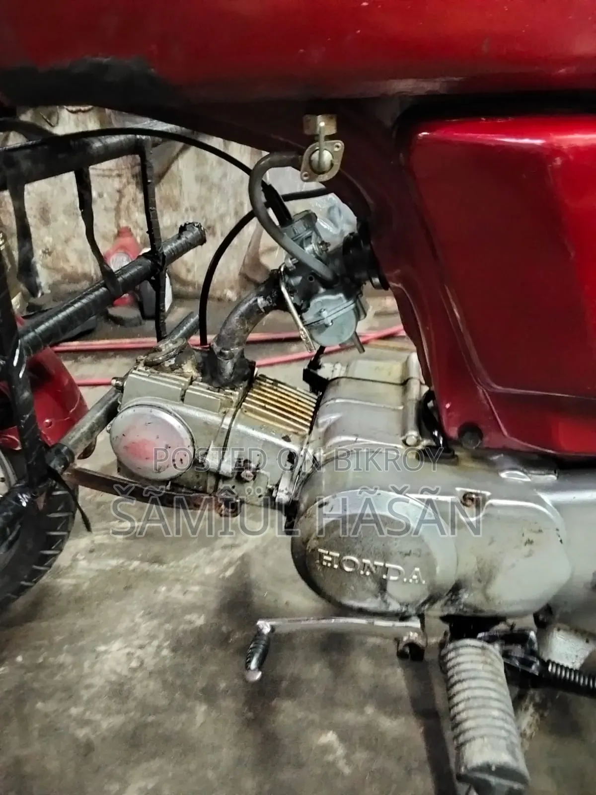 Honda 2002 Red