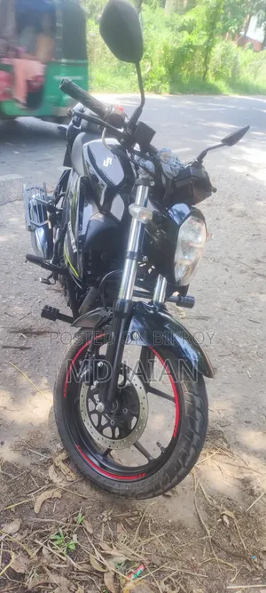 Suzuki 2025 Black