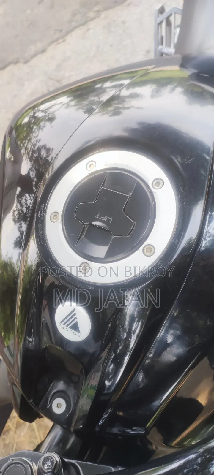 Suzuki 2025 Black