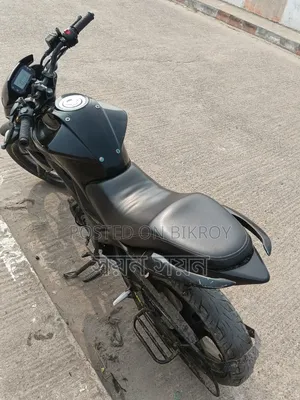 সুজুকি জিক্সার মনোটোন ২০১৭ ব্ল্যাক