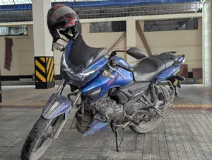 TVS Apache RTR 160 2V 2021 Blue