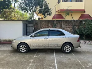 Toyota Corolla 2000 Silver